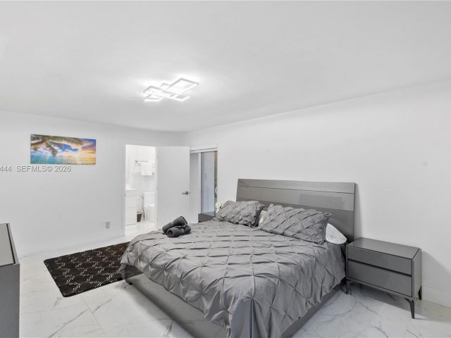 Home for rent at 1247 Jackson St - photo 7524087