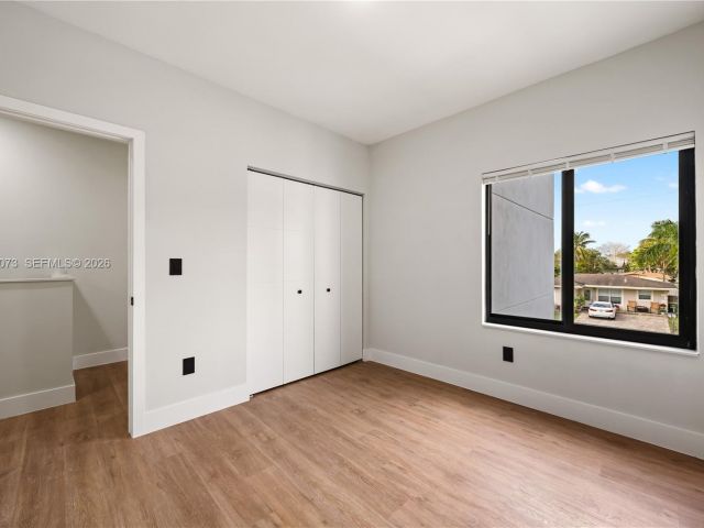 Home for rent at 122 NW 5th Ave - photo 7524750