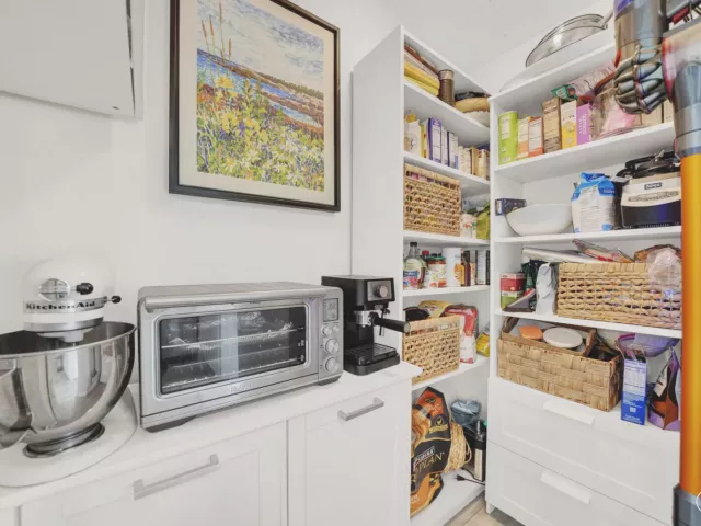3-bedroom home for sale in Wilton Manors - 2824 NW 6th Avenue - MondialRealty