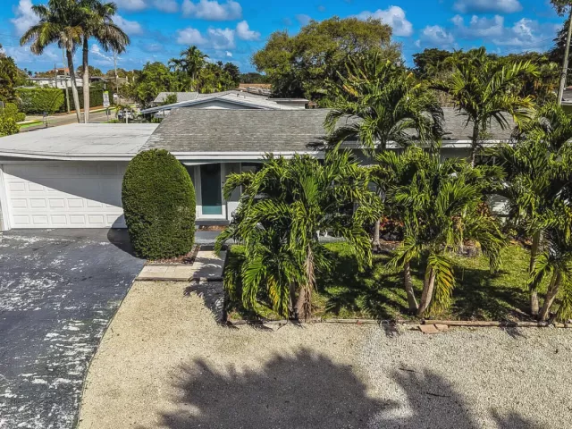 3-bedroom home for sale in Wilton Manors - 2824 NW 6th Avenue - MondialRealty