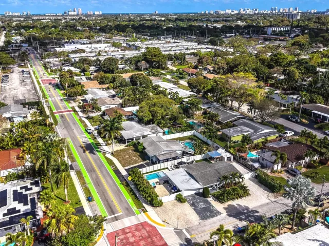 3-bedroom home for sale in Wilton Manors - 2824 NW 6th Avenue - MondialRealty