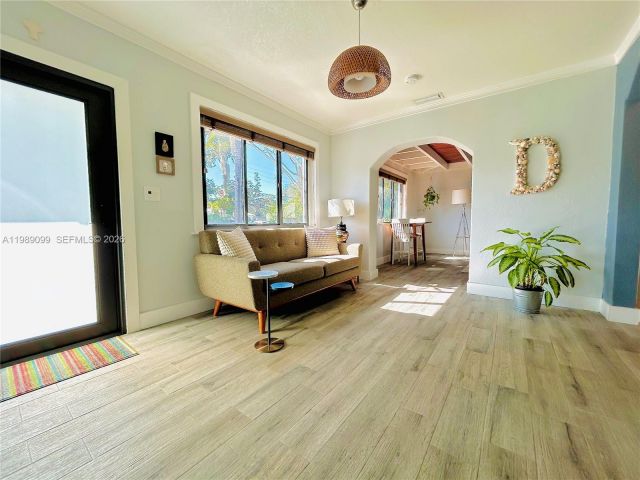 Home for rent at 1175 NE 131st St - photo 7525889