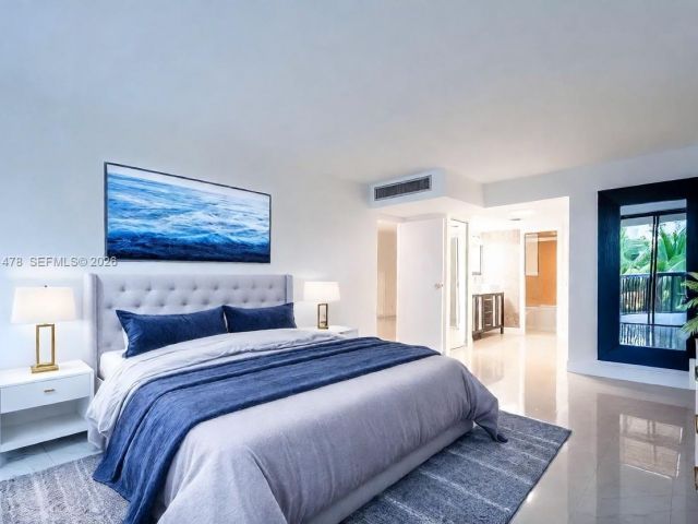 Home for rent at 20347 W Country Club Dr TH15 - photo 7525914