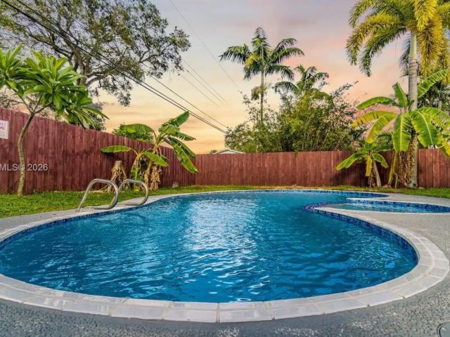 Home for sale at 3161 Riverland Rd - photo 7529951