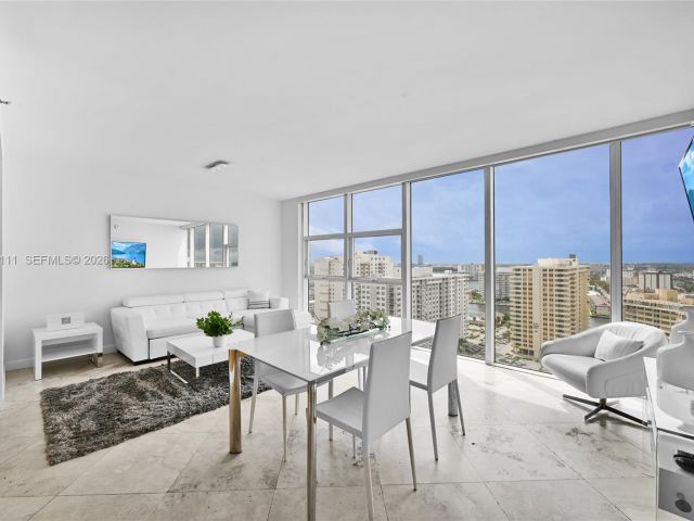 Apartment for rent  Unit #1907 - photo 7526264