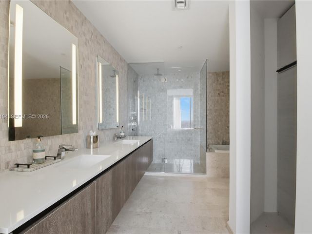 Apartment for sale  Unit #2404 - photo 7533690