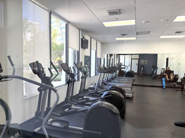 Apartment for rent  Unit #528 - photo 7527597