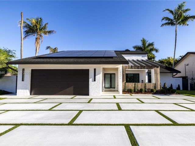 Home for sale at 12271 SW 95th St - photo 7525768