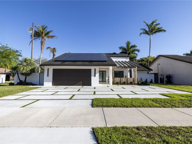 Home for sale at 12271 SW 95th St - photo 7525769