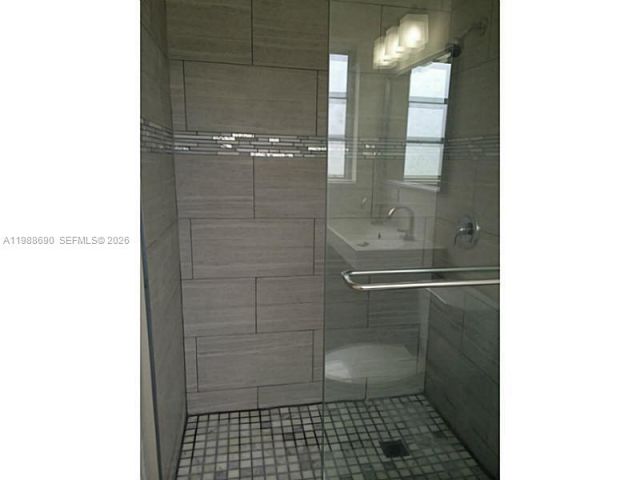 Home for rent at 740 NE 179 TE - photo 7525945