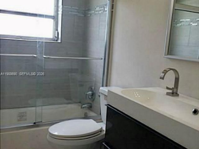 Home for rent at 740 NE 179 TE - photo 7525955