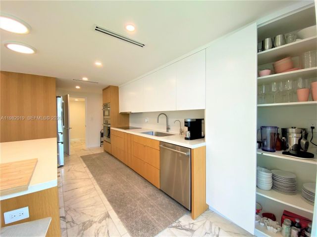 Apartment for rent  Unit #F907 - photo 7526312