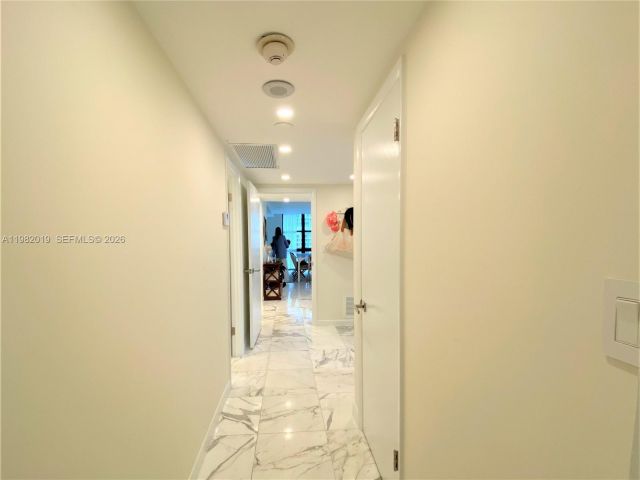 Apartment for rent  Unit #F907 - photo 7526314