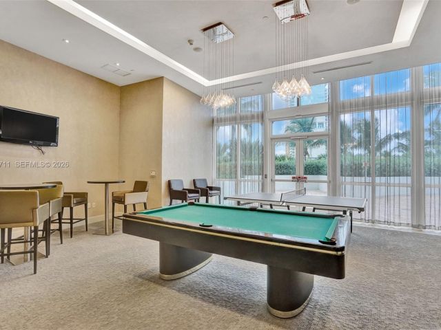 Apartment for rent  Unit #708 - photo 7525939