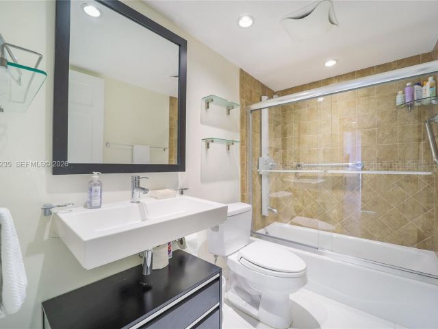 Apartment for rent  Unit #136 - photo 7527797