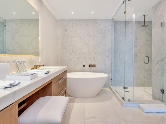 Apartment for rent  Unit #708 - photo 7527214