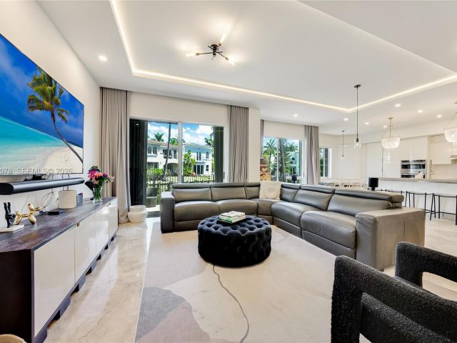 Home for sale at 20765 NE 32nd Ave - photo 7529463