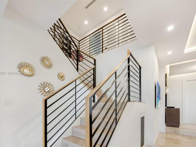 Home for sale at 20765 NE 32nd Ave - photo 7529465