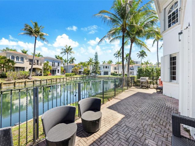 Home for sale at 20765 NE 32nd Ave - photo 7529473