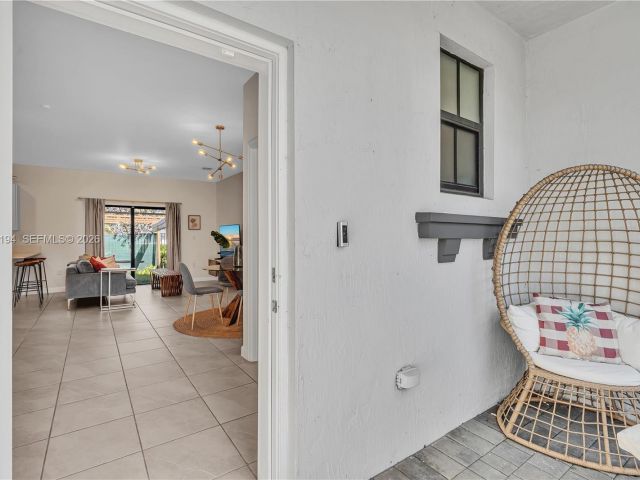 Home for rent at 20433 NW 4th Ct - photo 7526565