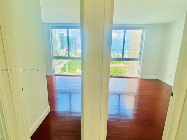 Apartment for rent  Unit #2126 - photo 7527607