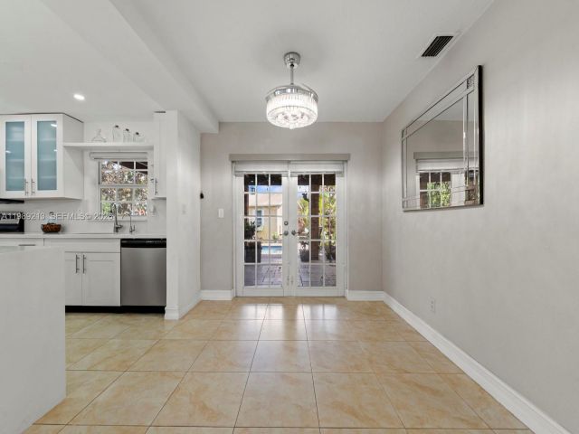 Home for sale at 3605 SW 122nd Pl - photo 7526389