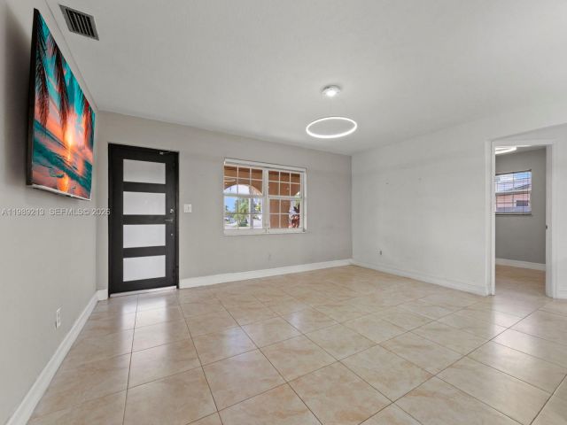 Home for sale at 3605 SW 122nd Pl - photo 7526390