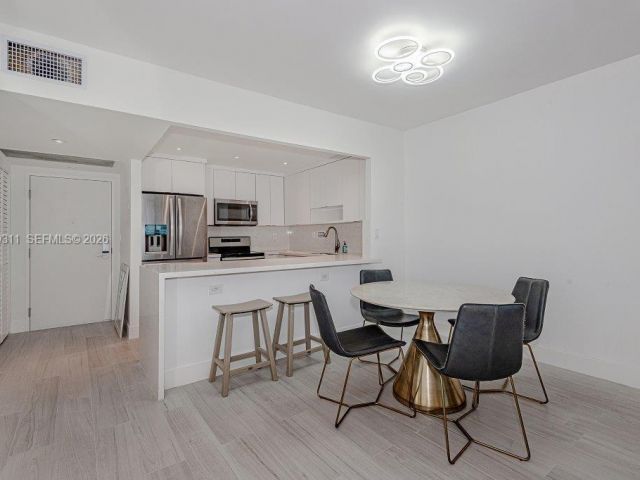 Apartment for rent  Unit # - photo 7533773