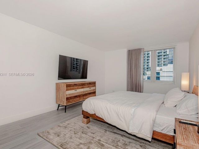 Apartment for rent  Unit # - photo 7533779