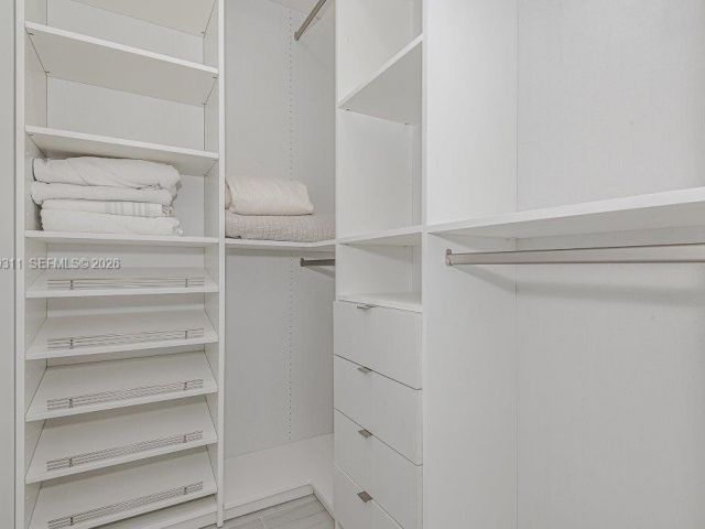 Apartment for rent  Unit # - photo 7533783