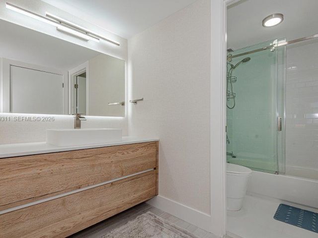 Apartment for rent  Unit # - photo 7533784