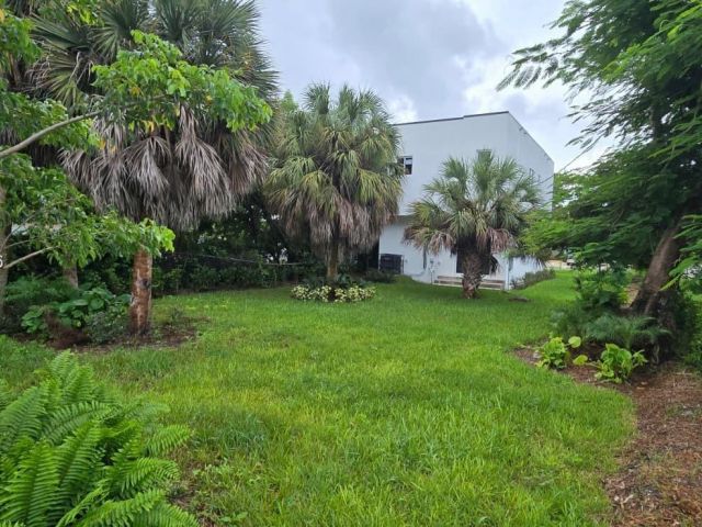 4-bedroom home for sale in Pompano Beach - 141 NW 11th St - MondialRealty