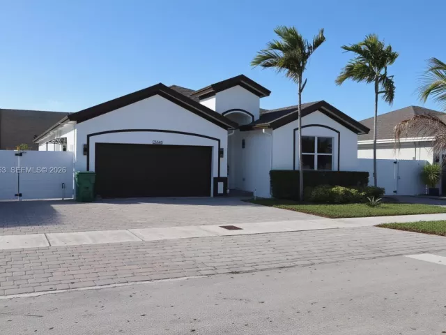 3-bedroom home for rent in Homestead - 27440 SW 135th Ave Rd 27440 - MondialRealty