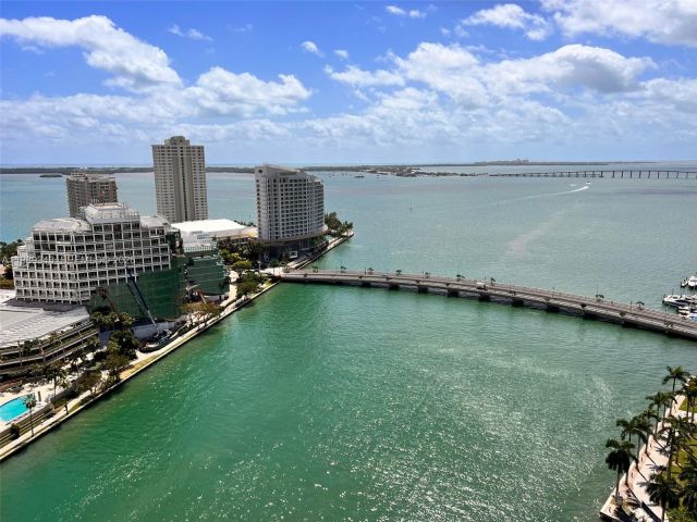 Apartment for sale  Unit #2401 - photo 7527464