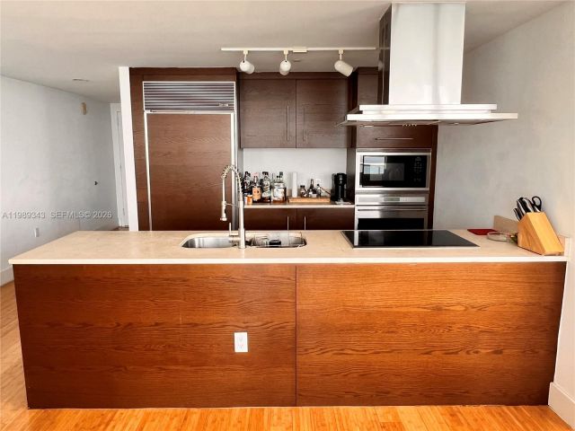 Apartment for sale  Unit #2401 - photo 7527471