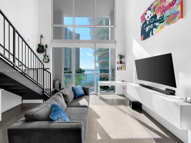 Apartment for rent  Unit #L-410 - photo 7527850