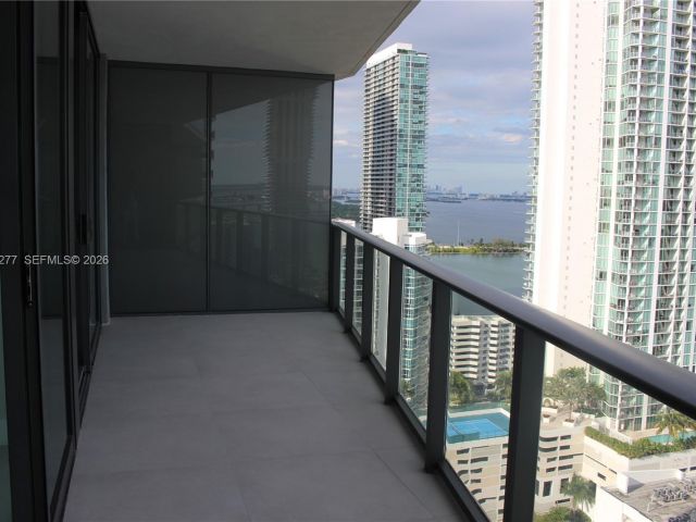 Apartment for rent  Unit #2705 - photo 7527807