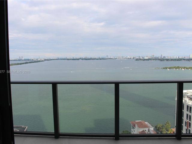 Apartment for rent  Unit #2705 - photo 7527808