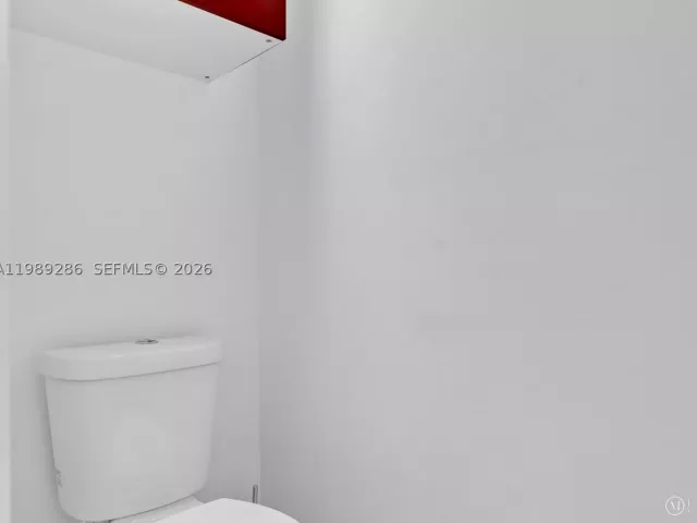 2-bedroom condo for sale in Miami - 90 SW 3rd St 2013 - MondialRealty