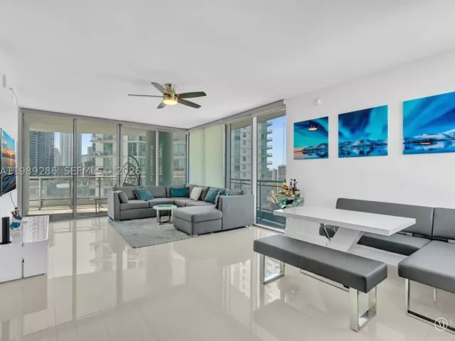 2-bedroom condo for sale in Miami - 90 SW 3rd St 2013 - MondialRealty