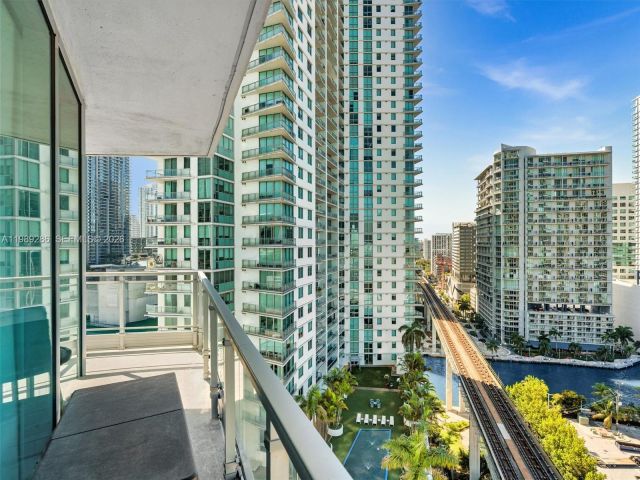 Apartment for sale  Unit #2013 - photo 7527538