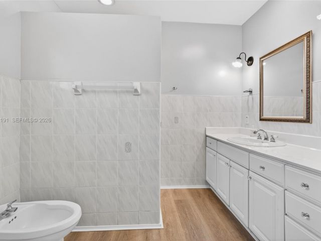 Home for sale at 2431 SW 4th St - photo 7526905