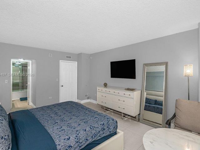 Apartment for rent  Unit #128S - photo 7527236