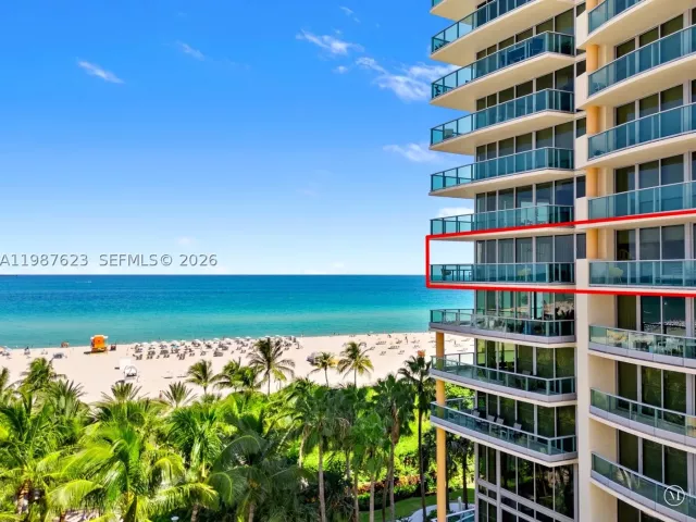 3-bedroom condo for rent in Miami Beach - 1455 Ocean Dr 909 - MondialRealty