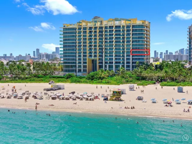 3-bedroom condo for rent in Miami Beach - 1455 Ocean Dr 909 - MondialRealty