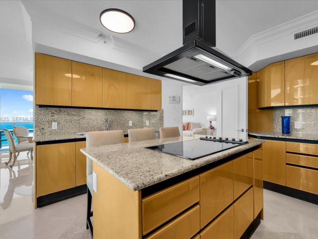 Apartment for rent  Unit #909 - photo 7529082