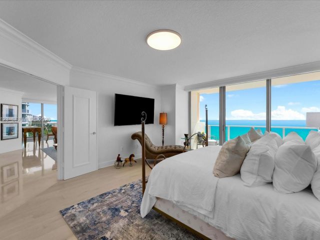 Apartment for rent  Unit #909 - photo 7529085