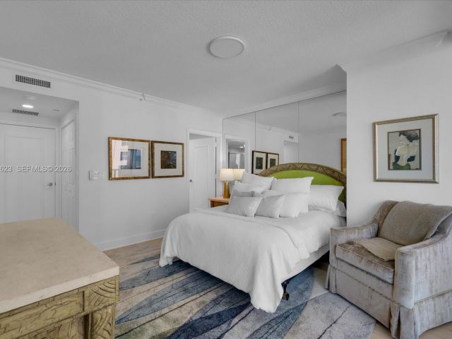 Apartment for rent  Unit #909 - photo 7529091