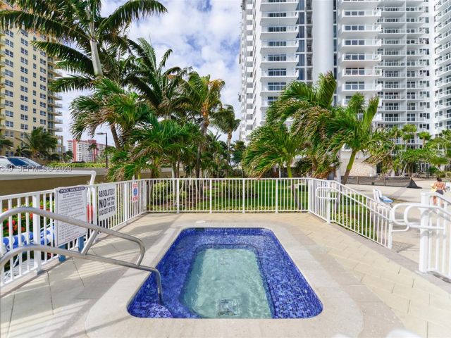 Apartment for sale  Unit #1816 - photo 7527871