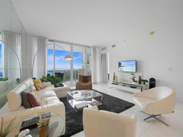 Apartment for rent  Unit #803 - photo 7527830